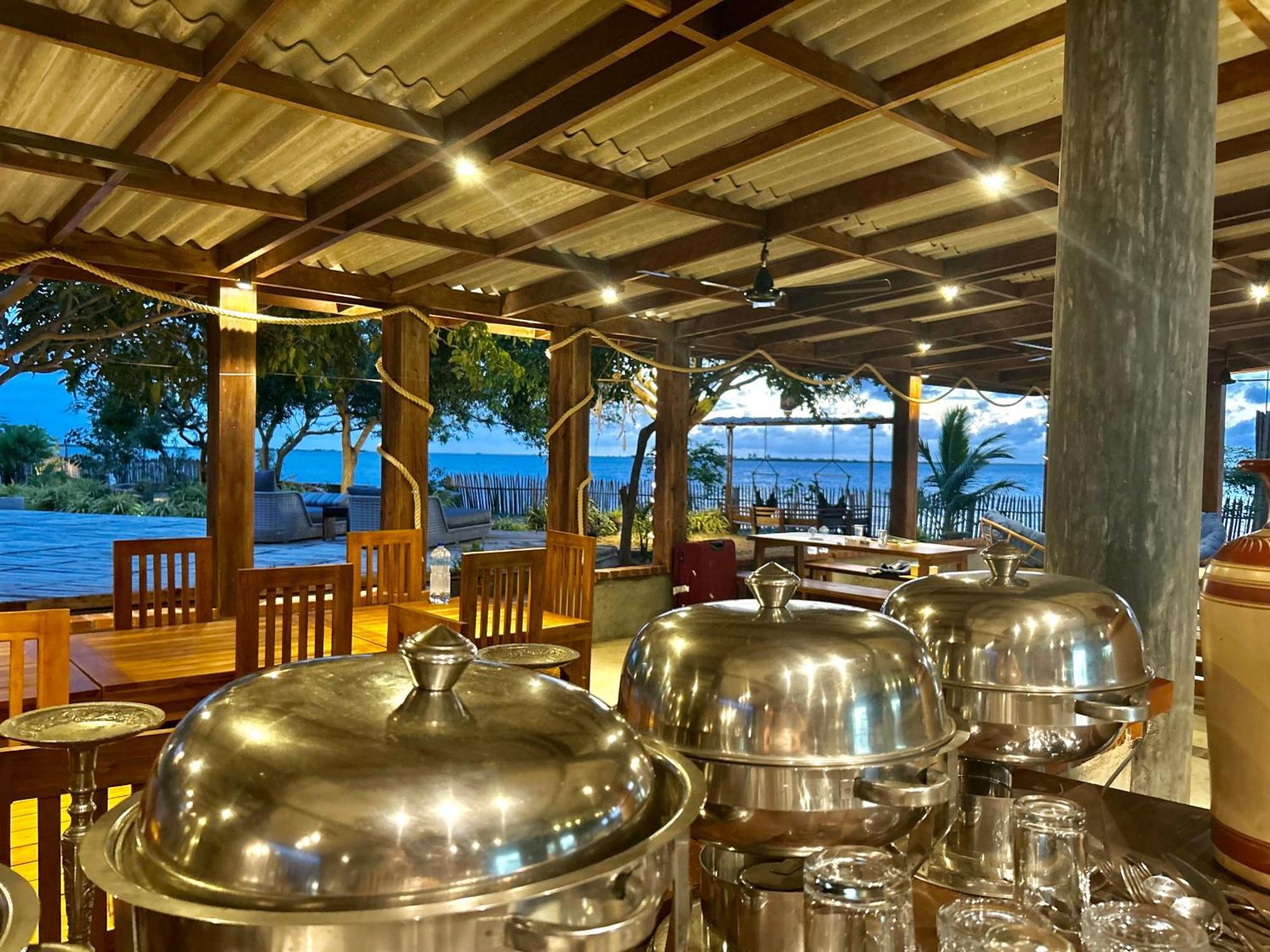 Arasi Resort カルピティヤ エクステリア 写真