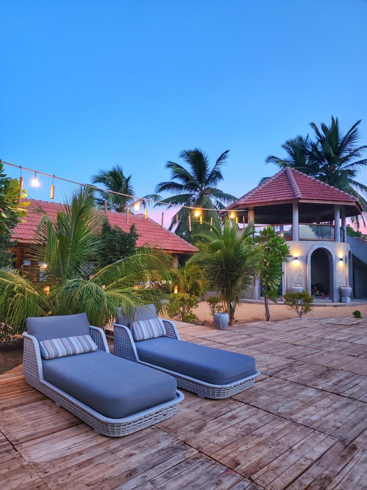 Arasi Resort カルピティヤ エクステリア 写真