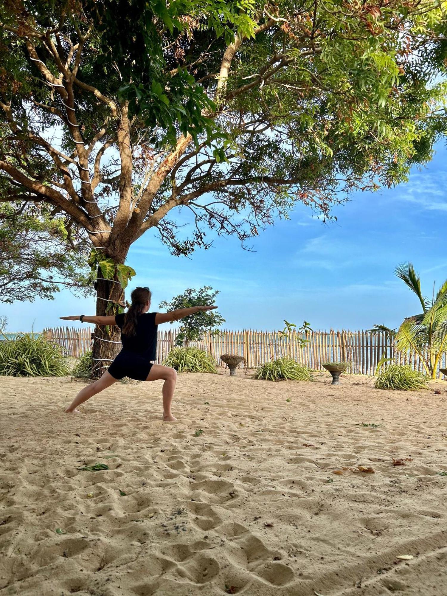 Arasi Resort カルピティヤ エクステリア 写真