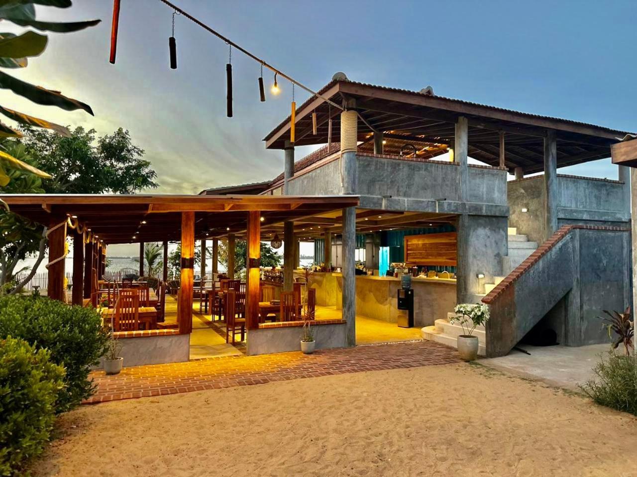 Arasi Resort カルピティヤ エクステリア 写真