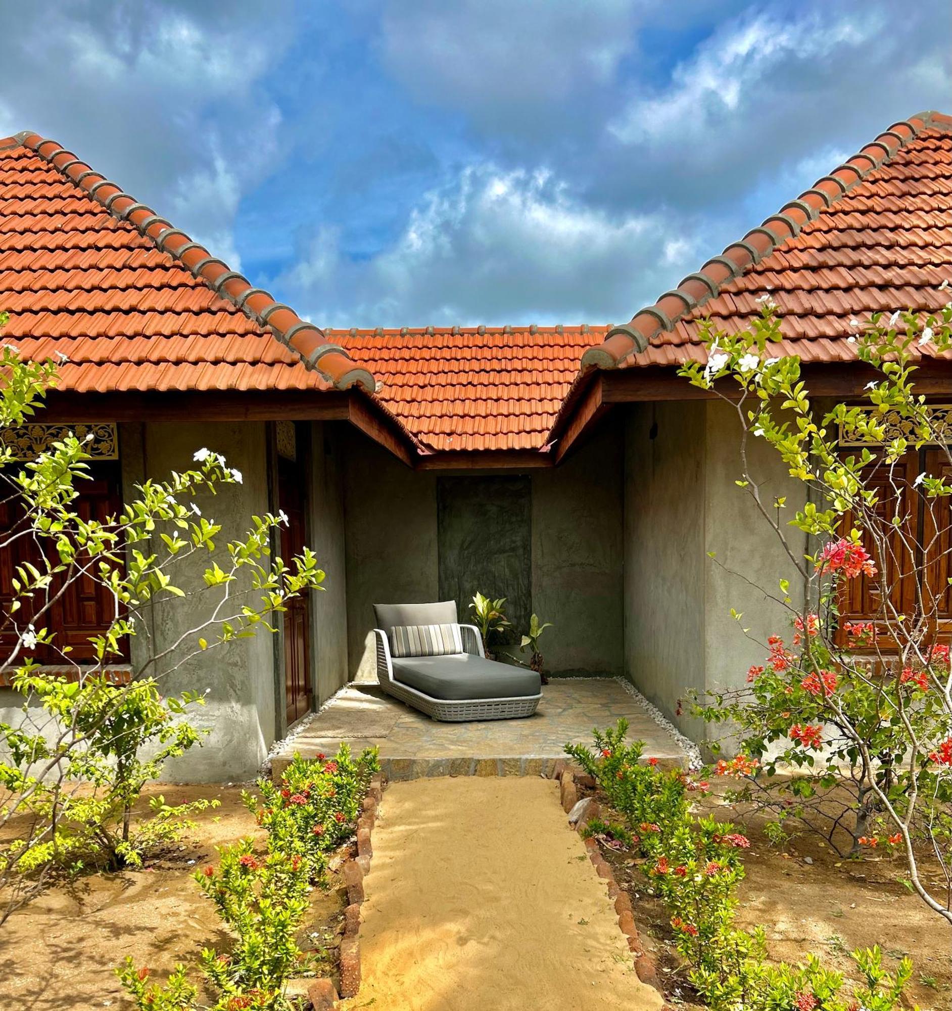 Arasi Resort カルピティヤ エクステリア 写真