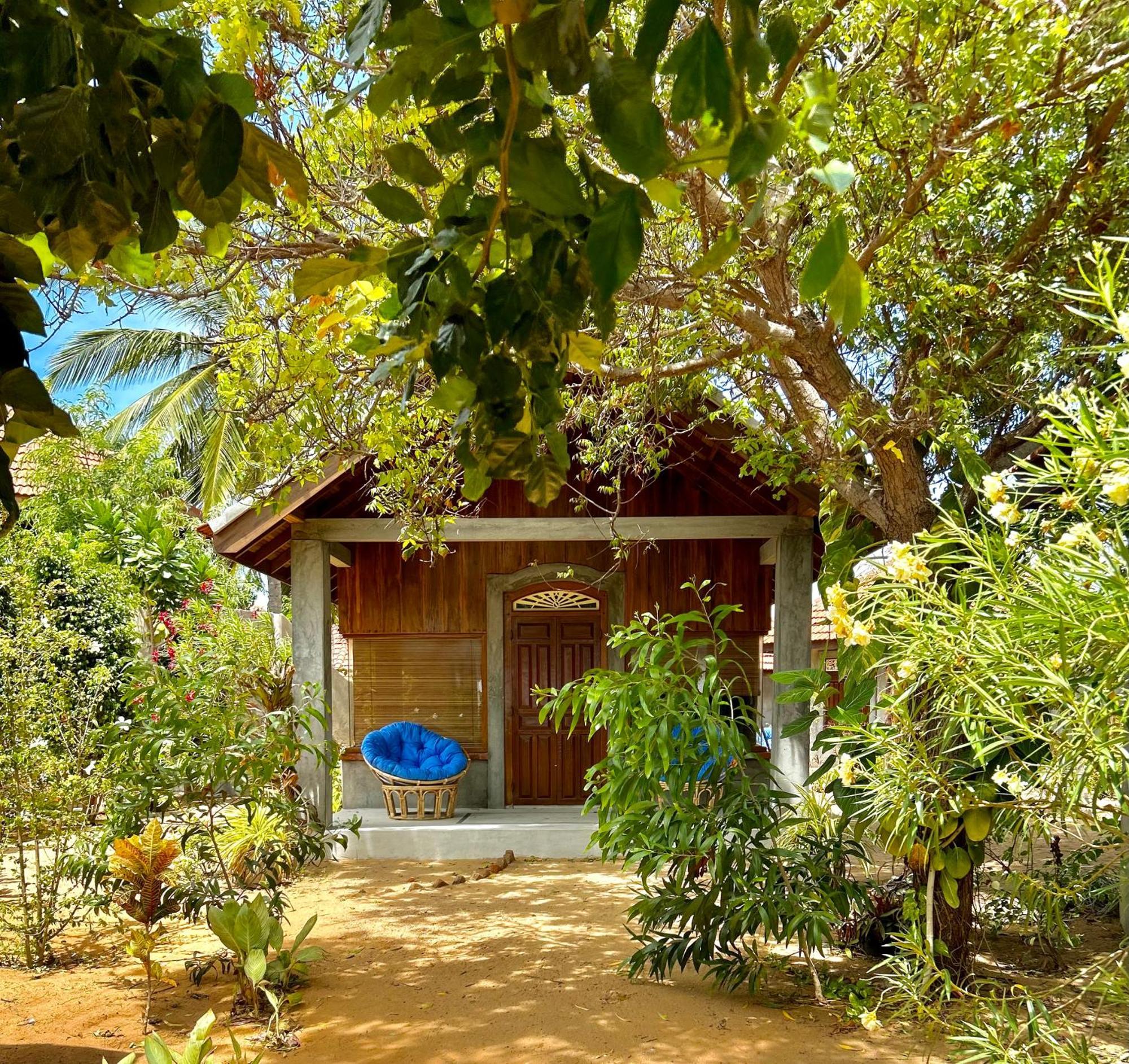 Arasi Resort カルピティヤ エクステリア 写真
