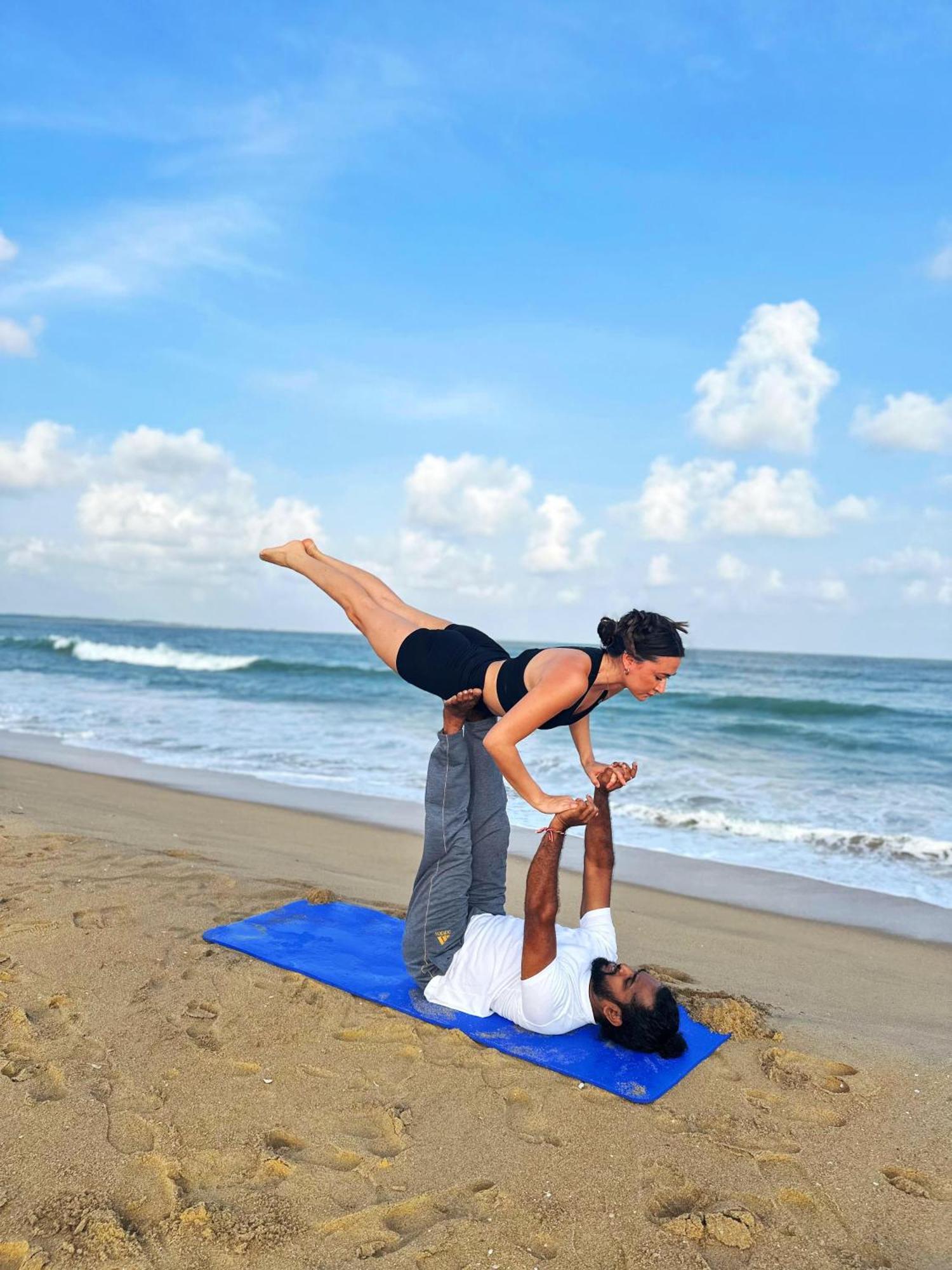 Arasi Resort カルピティヤ エクステリア 写真